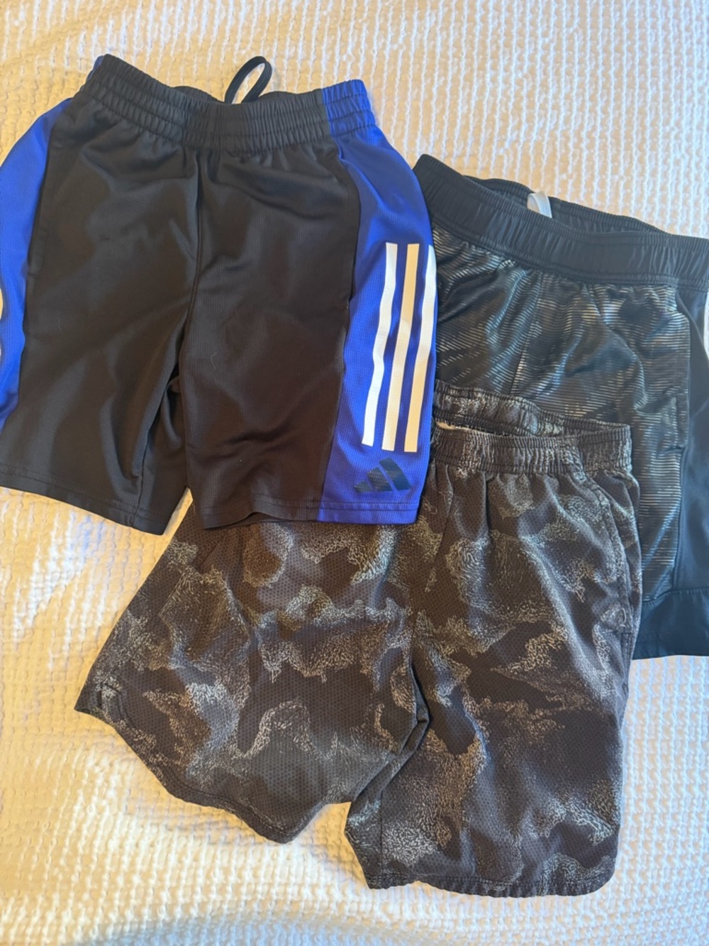 Lot of 10 pairs of boys shorts (size 6/7/8) - Picture 4 of 5